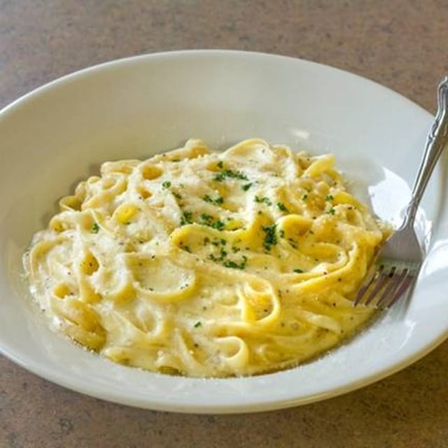 Fettuccini Alfredo.